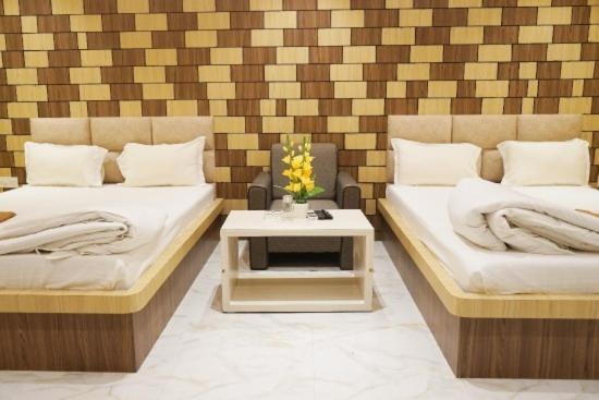דיגה Hotel Mannat International מראה חיצוני תמונה